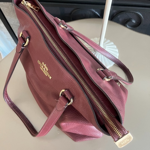 Vintage Leather Coach Handbag - Picture 2 of 16